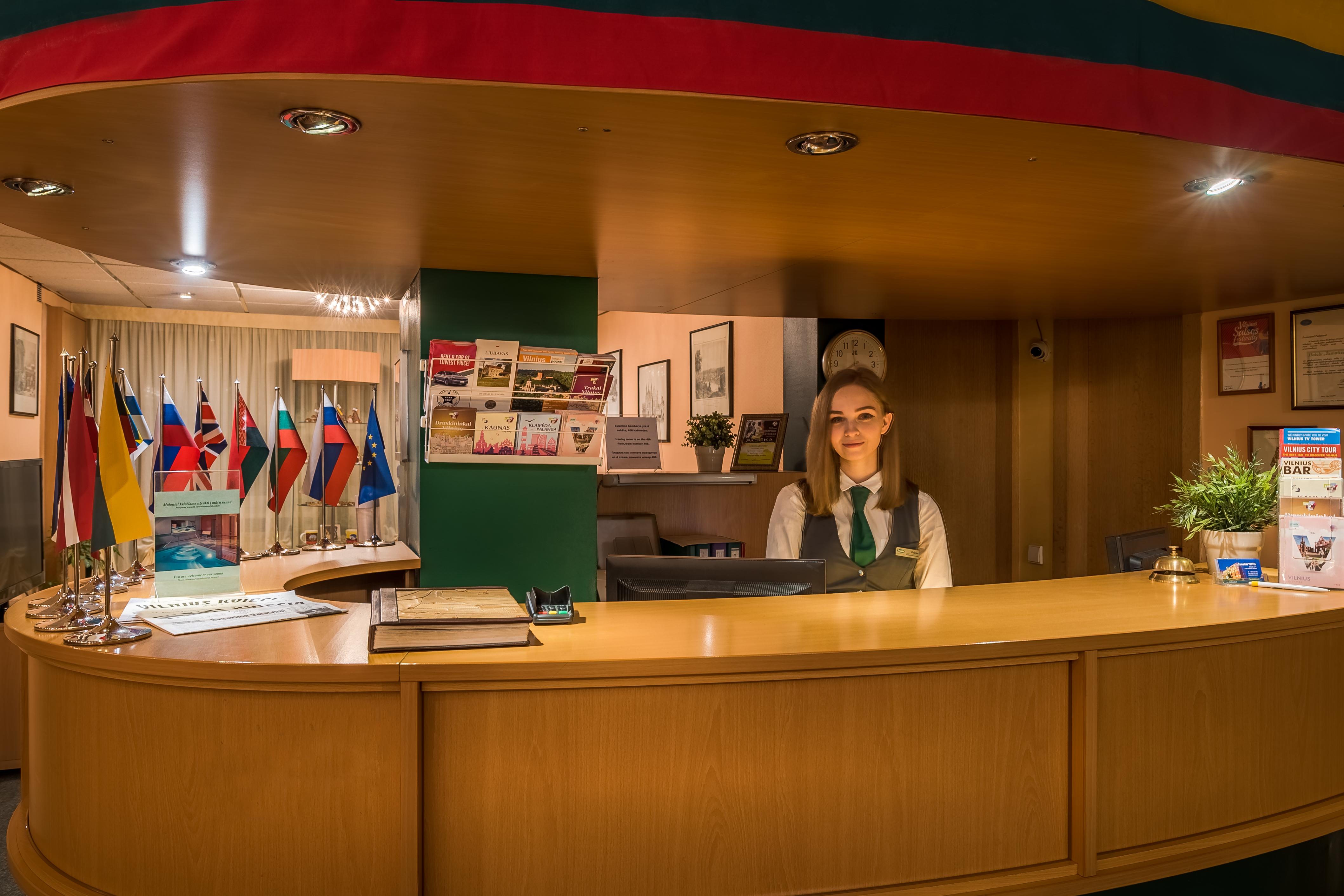 Hotel Zemaites Вильнюс Экстерьер фото