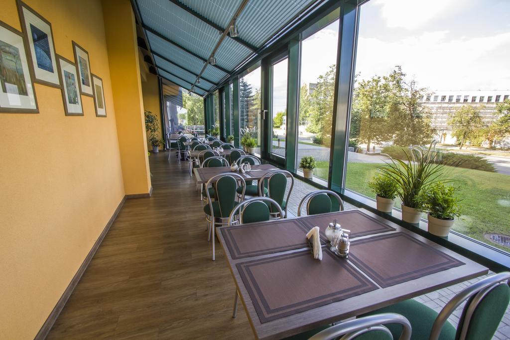 Hotel Zemaites Вильнюс Экстерьер фото