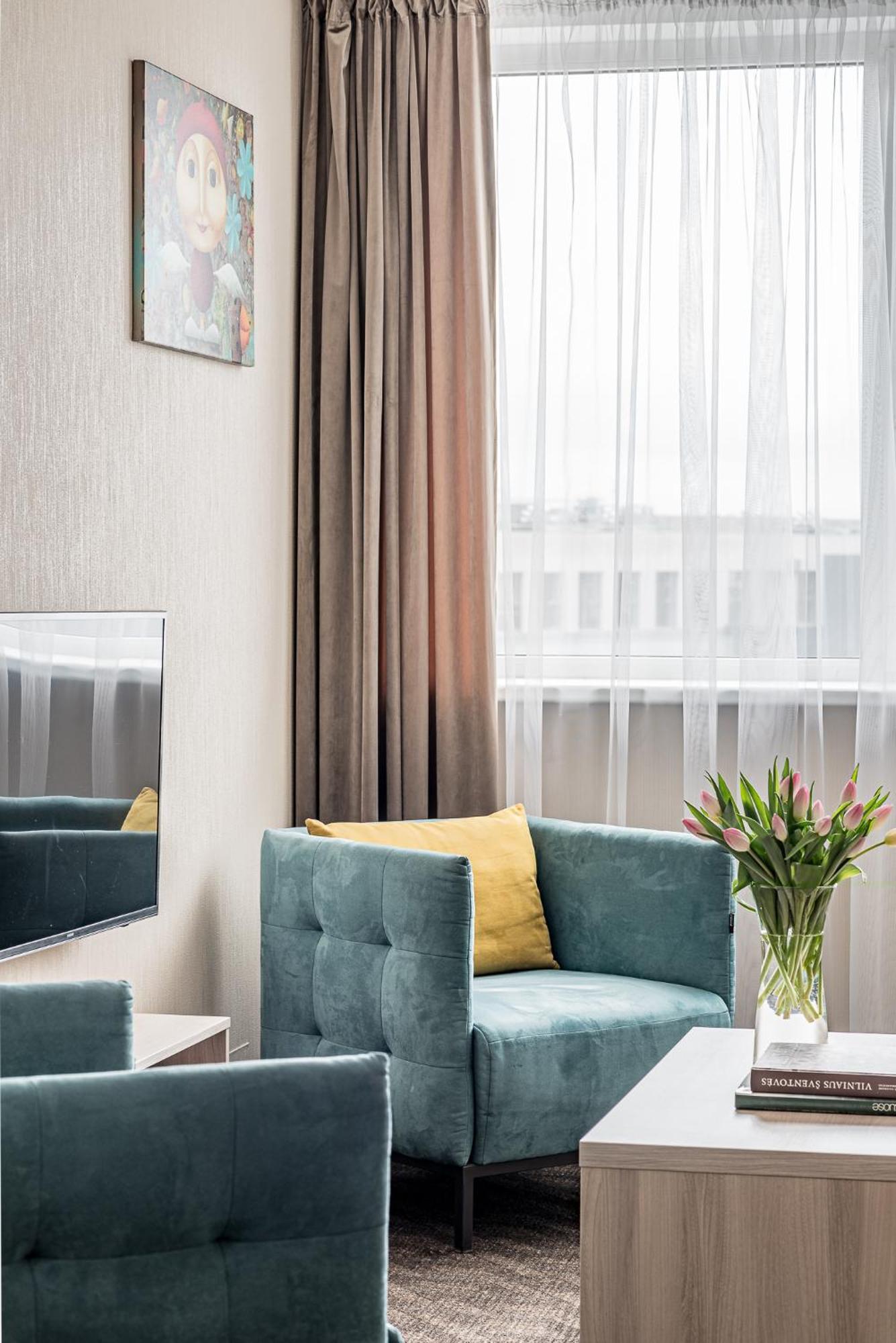 Hotel Zemaites Вильнюс Экстерьер фото